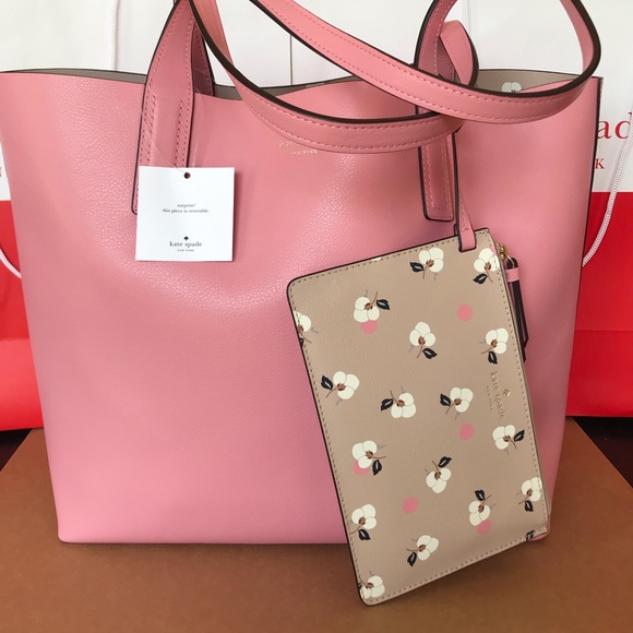 kate spade Handbags - Kate Spade NWT Reversible Tote w/ Pochette